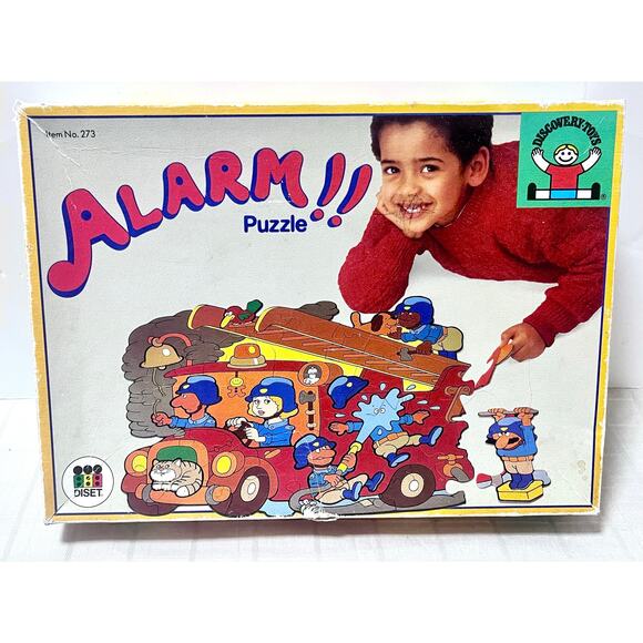 Vintage Discovery Toys Puzzle Alarm!! 36 Pieces 1988 Fire Truck - Picture 1 of 6